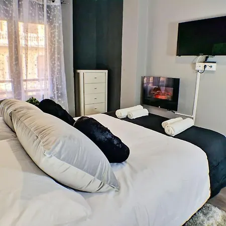 Apartment Bonito Y Amplio Piso Junto A La Plaza De Toros. Valencia