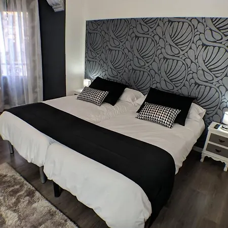 Bonito Y Amplio Piso Junto A La Plaza De Toros. Apartment Valencia